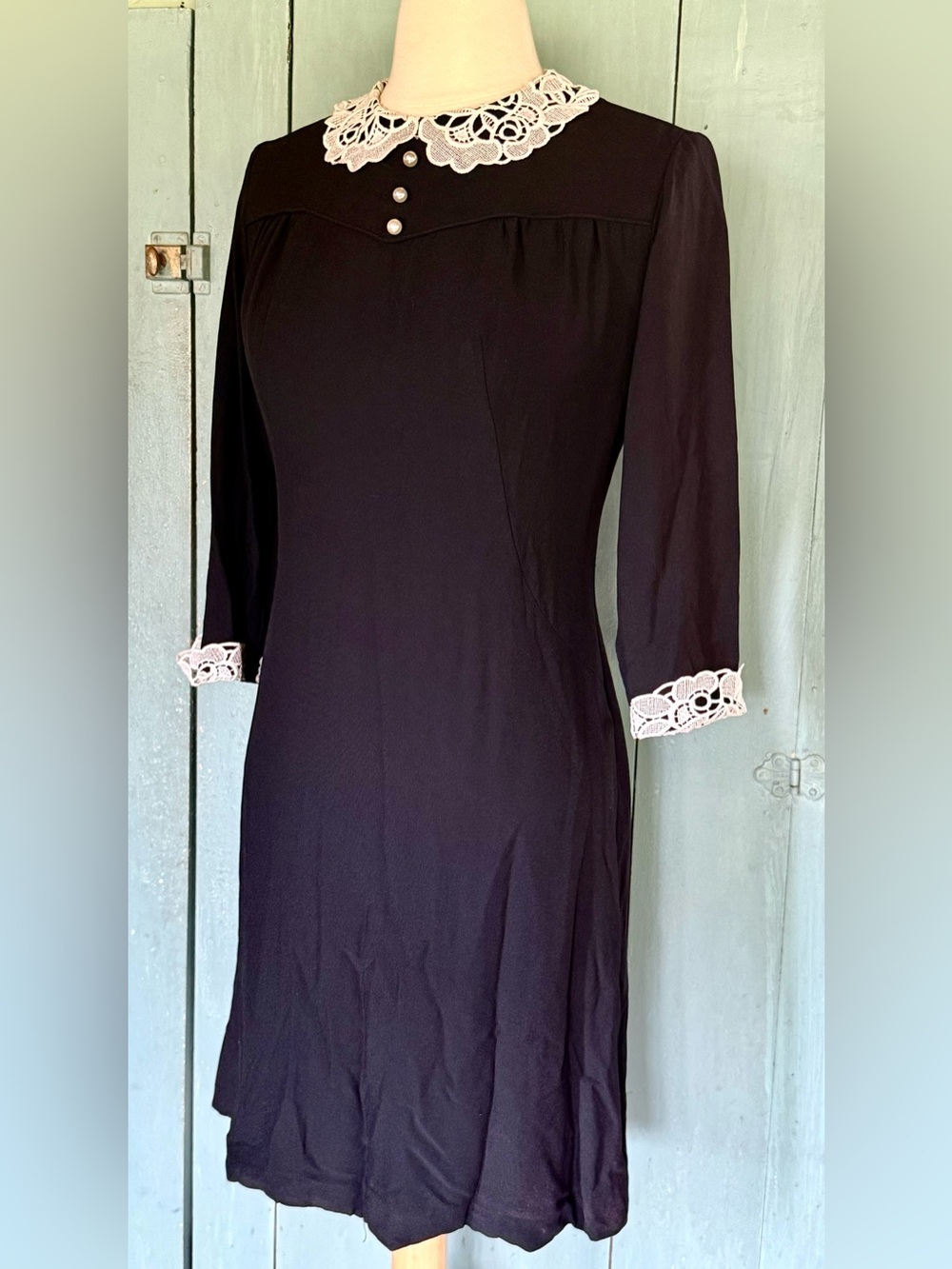 Vintage 50s Bobbie Brooks Little Black Dress Crepe Lace Lng Slv Pearl Btns S